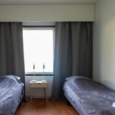 Spacious For 5 Apartment