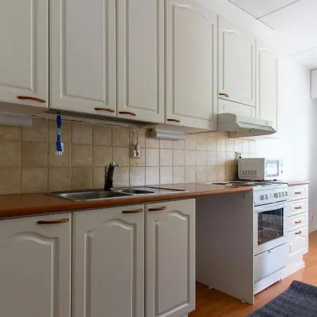 Spacious For 5 *